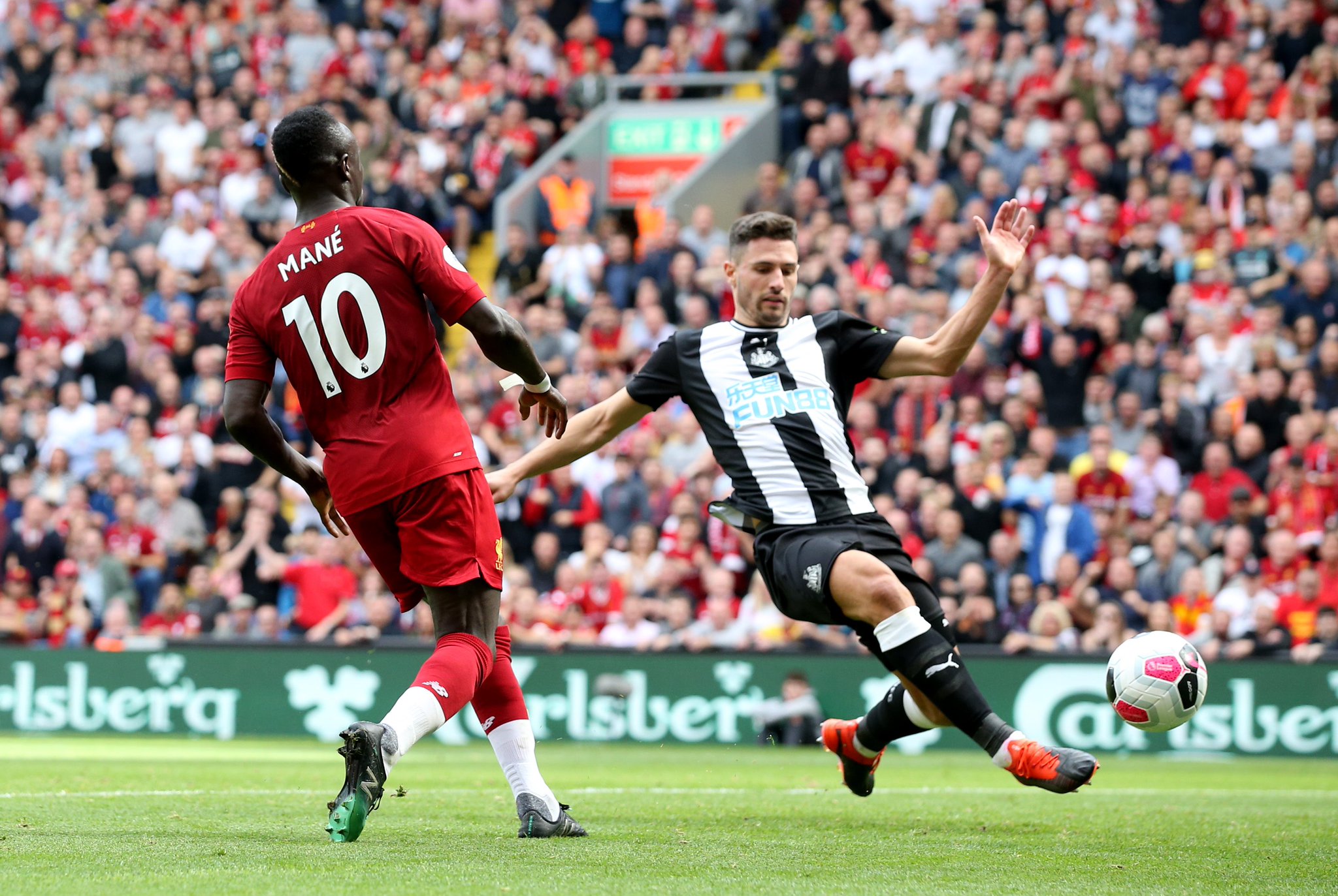 國際水準的 國際水準的